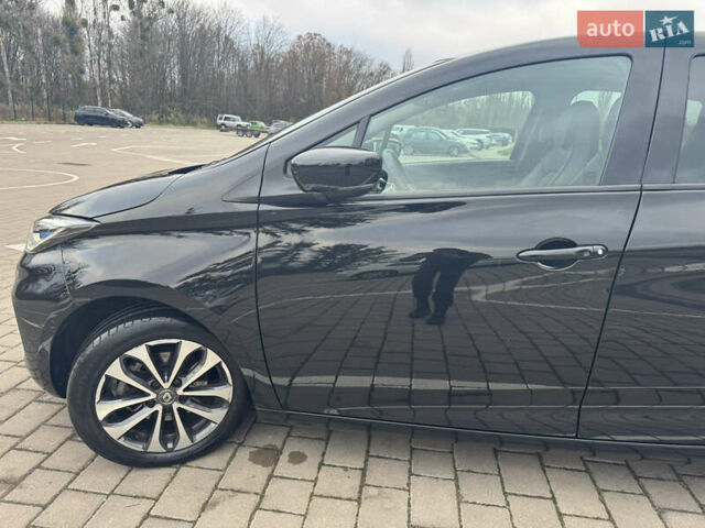 Черный Рено Зое, объемом двигателя 0 л и пробегом 125 тыс. км за 11999 $, фото 10 на Automoto.ua