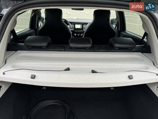 Черный Рено Зое, объемом двигателя 0 л и пробегом 125 тыс. км за 11999 $, фото 83 на Automoto.ua