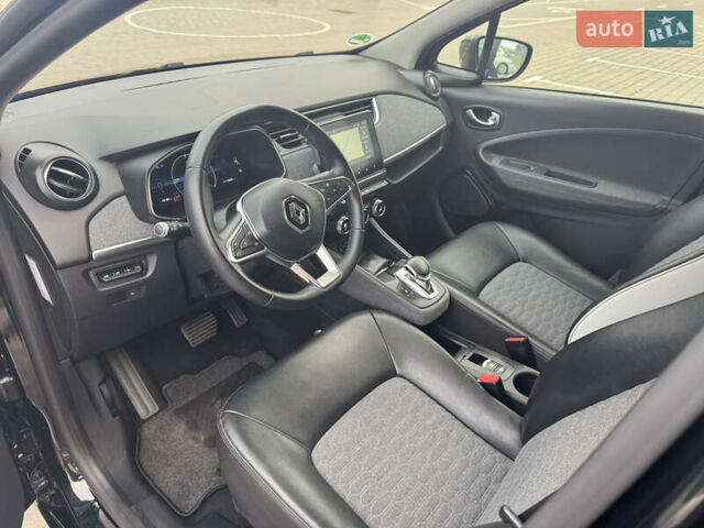 Черный Рено Зое, объемом двигателя 0 л и пробегом 125 тыс. км за 11999 $, фото 37 на Automoto.ua