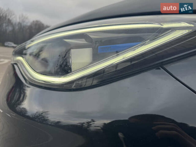 Черный Рено Зое, объемом двигателя 0 л и пробегом 125 тыс. км за 11999 $, фото 6 на Automoto.ua