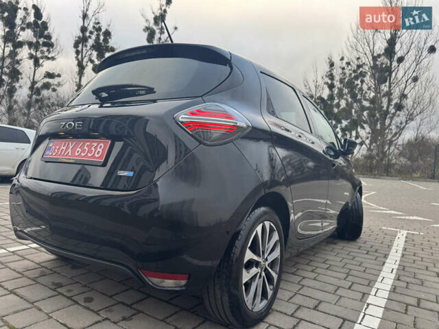 Черный Рено Зое, объемом двигателя 0 л и пробегом 125 тыс. км за 11999 $, фото 20 на Automoto.ua