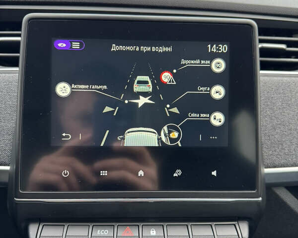 Черный Рено Зое, объемом двигателя 0 л и пробегом 125 тыс. км за 11999 $, фото 59 на Automoto.ua