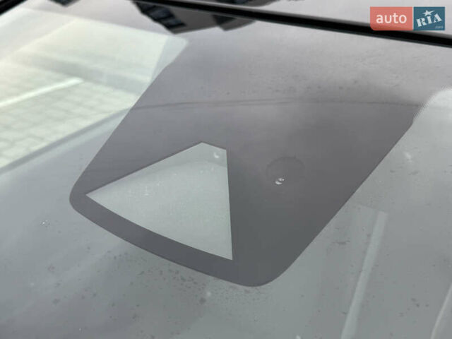 Черный Рено Зое, объемом двигателя 0 л и пробегом 125 тыс. км за 11999 $, фото 79 на Automoto.ua