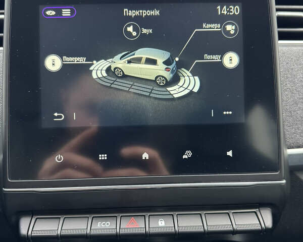 Черный Рено Зое, объемом двигателя 0 л и пробегом 125 тыс. км за 11999 $, фото 58 на Automoto.ua