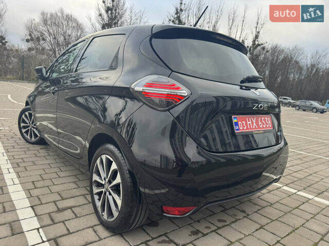 Черный Рено Зое, объемом двигателя 0 л и пробегом 125 тыс. км за 11999 $, фото 12 на Automoto.ua