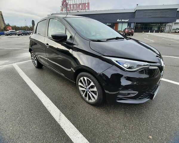 Черный Рено Зое, объемом двигателя 0 л и пробегом 154 тыс. км за 13000 $, фото 3 на Automoto.ua