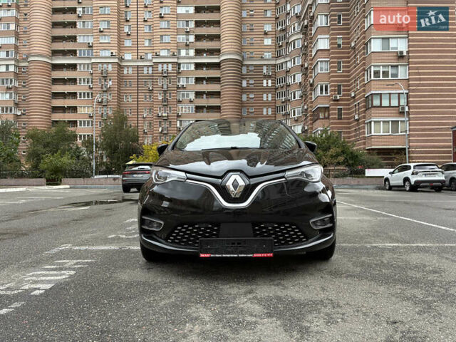 Черный Рено Зое, объемом двигателя 0 л и пробегом 60 тыс. км за 13900 $, фото 3 на Automoto.ua