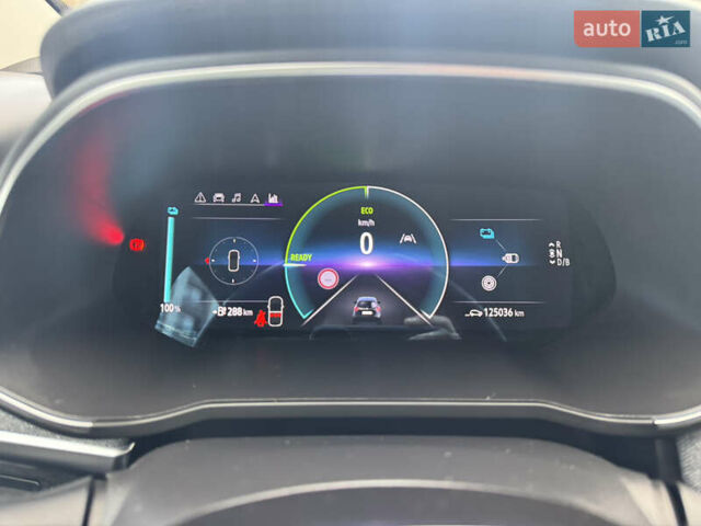 Черный Рено Зое, объемом двигателя 0 л и пробегом 125 тыс. км за 11999 $, фото 50 на Automoto.ua