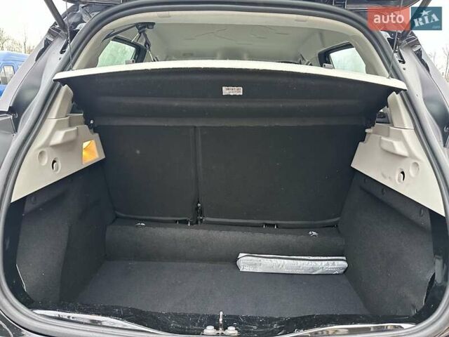 Чорний Рено Зое, об'ємом двигуна 0 л та пробігом 109 тис. км за 13300 $, фото 35 на Automoto.ua