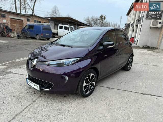 Фиолетовый Рено Зое, объемом двигателя 0 л и пробегом 56 тыс. км за 12000 $, фото 30 на Automoto.ua