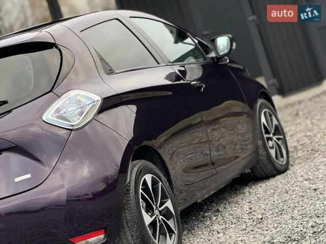 Фіолетовий Рено Зое, об'ємом двигуна 0 л та пробігом 79 тис. км за 10699 $, фото 15 на Automoto.ua