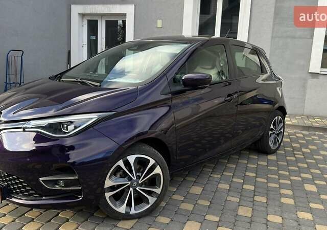 Фиолетовый Рено Зое, объемом двигателя 0 л и пробегом 30 тыс. км за 14100 $, фото 4 на Automoto.ua