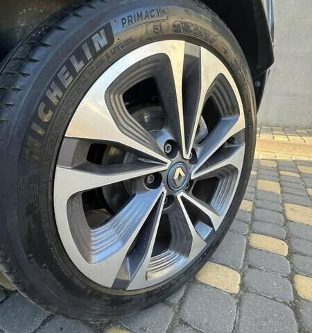 Фиолетовый Рено Зое, объемом двигателя 0 л и пробегом 30 тыс. км за 14100 $, фото 20 на Automoto.ua