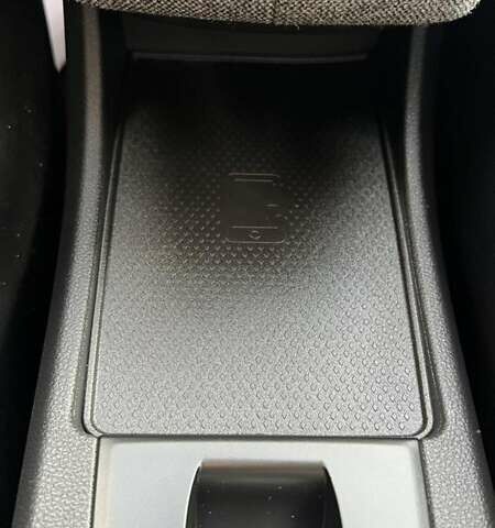 Фиолетовый Рено Зое, объемом двигателя 0 л и пробегом 30 тыс. км за 14100 $, фото 19 на Automoto.ua