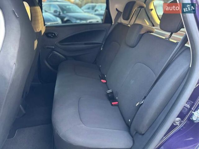 Фиолетовый Рено Зое, объемом двигателя 0 л и пробегом 89 тыс. км за 12999 $, фото 16 на Automoto.ua