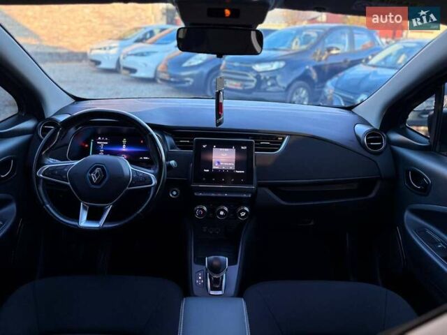 Фиолетовый Рено Зое, объемом двигателя 0 л и пробегом 89 тыс. км за 12999 $, фото 20 на Automoto.ua