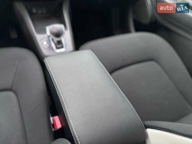 Фиолетовый Рено Зое, объемом двигателя 0 л и пробегом 89 тыс. км за 11899 $, фото 32 на Automoto.ua