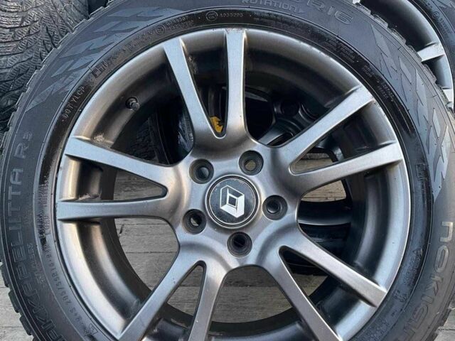 Фиолетовый Рено Зое, объемом двигателя 0 л и пробегом 48 тыс. км за 11000 $, фото 19 на Automoto.ua