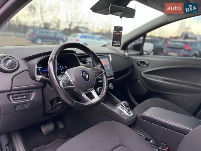 Фиолетовый Рено Зое, объемом двигателя 0 л и пробегом 89 тыс. км за 11899 $, фото 17 на Automoto.ua