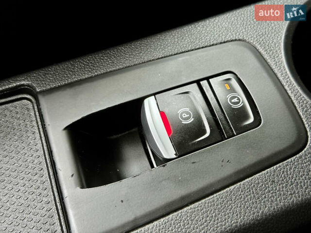 Фіолетовий Рено Зое, об'ємом двигуна 0 л та пробігом 79 тис. км за 13500 $, фото 32 на Automoto.ua