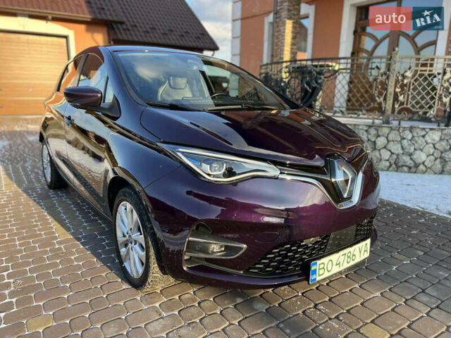 Фиолетовый Рено Зое, объемом двигателя 0 л и пробегом 94 тыс. км за 13350 $, фото 2 на Automoto.ua