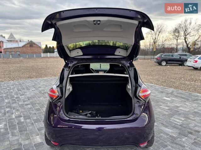 Фиолетовый Рено Зое, объемом двигателя 0 л и пробегом 89 тыс. км за 11899 $, фото 33 на Automoto.ua