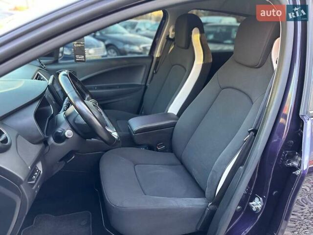 Фиолетовый Рено Зое, объемом двигателя 0 л и пробегом 89 тыс. км за 12999 $, фото 14 на Automoto.ua