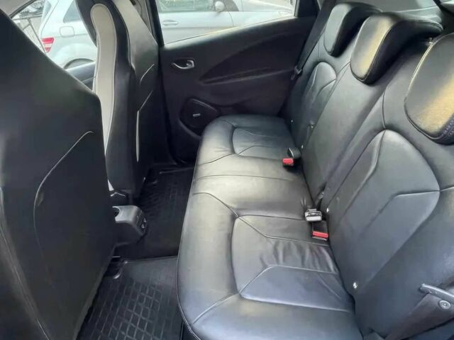 Фіолетовий Рено Зое, об'ємом двигуна 0 л та пробігом 43 тис. км за 5500 $, фото 6 на Automoto.ua