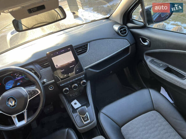 Фиолетовый Рено Зое, объемом двигателя 0 л и пробегом 94 тыс. км за 13350 $, фото 19 на Automoto.ua