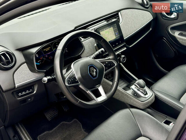 Фіолетовий Рено Зое, об'ємом двигуна 0 л та пробігом 79 тис. км за 13500 $, фото 26 на Automoto.ua