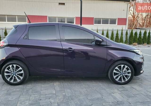 Фиолетовый Рено Зое, объемом двигателя 0 л и пробегом 100 тыс. км за 11950 $, фото 5 на Automoto.ua