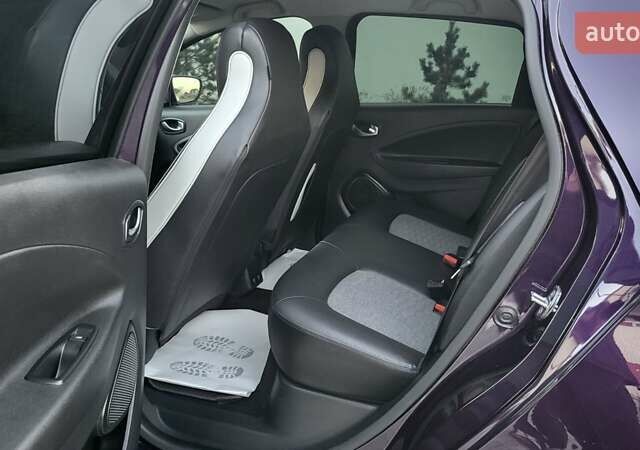 Фиолетовый Рено Зое, объемом двигателя 0 л и пробегом 100 тыс. км за 11950 $, фото 16 на Automoto.ua