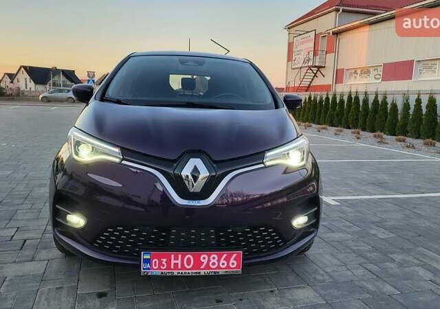 Фиолетовый Рено Зое, объемом двигателя 0 л и пробегом 100 тыс. км за 11950 $, фото 4 на Automoto.ua