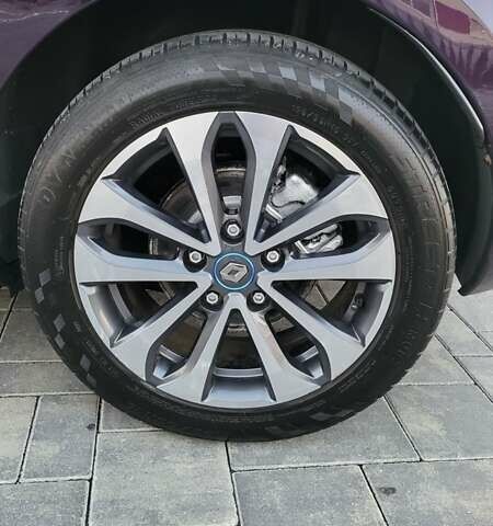 Фиолетовый Рено Зое, объемом двигателя 0 л и пробегом 100 тыс. км за 11950 $, фото 11 на Automoto.ua