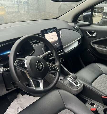 Фиолетовый Рено Зое, объемом двигателя 0 л и пробегом 47 тыс. км за 13700 $, фото 11 на Automoto.ua