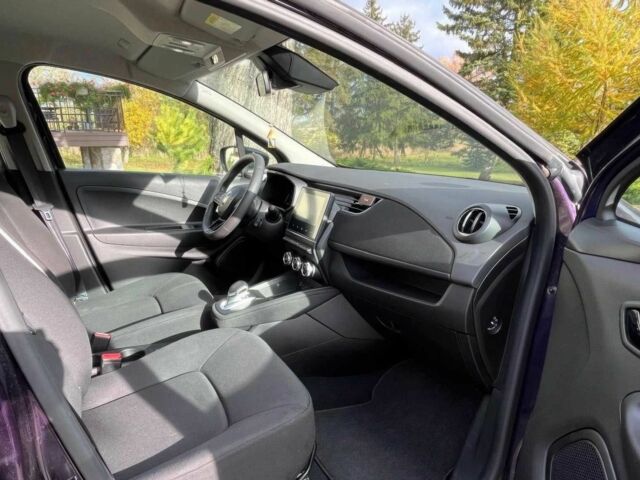 Фіолетовий Рено Зое, об'ємом двигуна 0 л та пробігом 56 тис. км за 6700 $, фото 7 на Automoto.ua