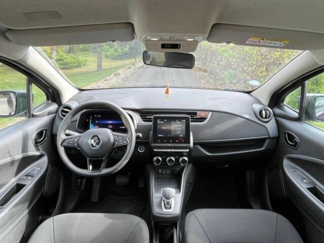 Фіолетовий Рено Зое, об'ємом двигуна 0 л та пробігом 56 тис. км за 6700 $, фото 8 на Automoto.ua