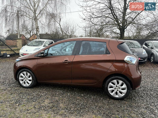 Коричневый Рено Зое, объемом двигателя 0 л и пробегом 129 тыс. км за 6200 $, фото 7 на Automoto.ua