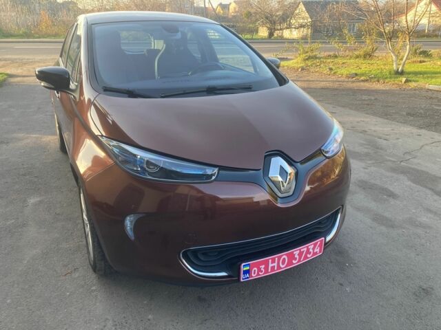 Коричневий Рено Зое, об'ємом двигуна 0 л та пробігом 67 тис. км за 5500 $, фото 1 на Automoto.ua