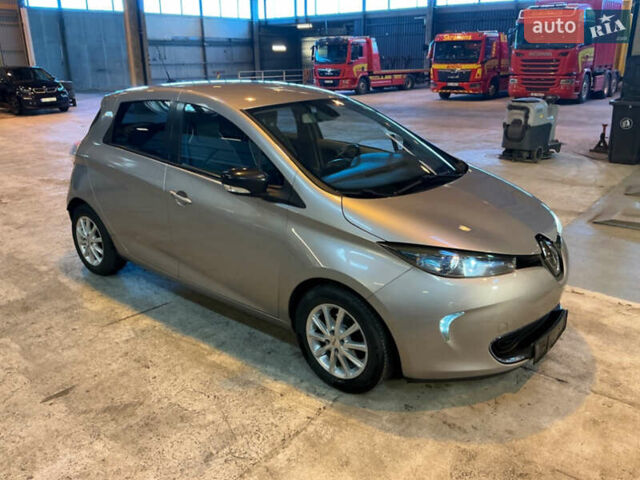 Коричневий Рено Зое, об'ємом двигуна 0 л та пробігом 133 тис. км за 6000 $, фото 48 на Automoto.ua