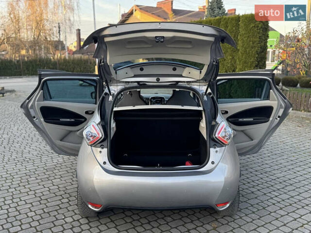 Коричневий Рено Зое, об'ємом двигуна 0 л та пробігом 133 тис. км за 6000 $, фото 17 на Automoto.ua