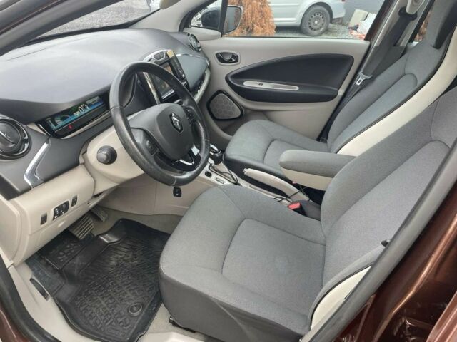 Коричневий Рено Зое, об'ємом двигуна 0 л та пробігом 71 тис. км за 8900 $, фото 4 на Automoto.ua