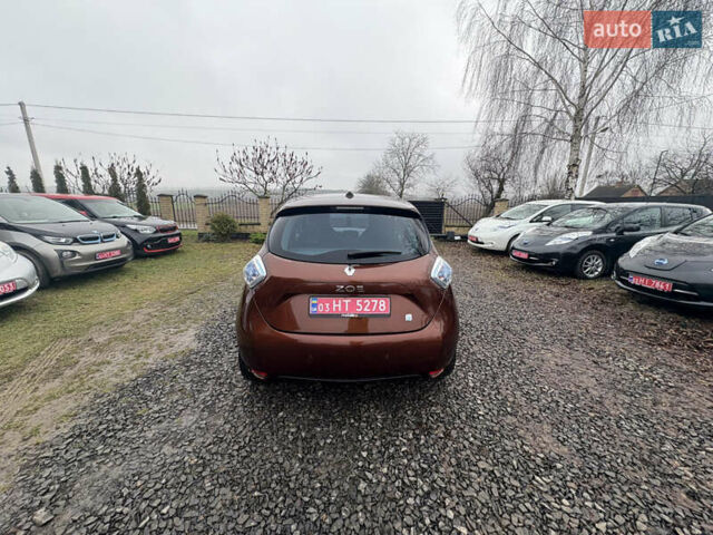 Коричневый Рено Зое, объемом двигателя 0 л и пробегом 129 тыс. км за 6200 $, фото 16 на Automoto.ua