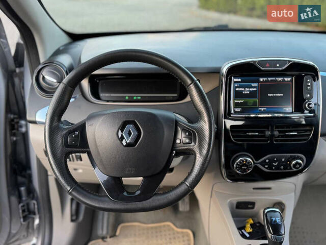 Коричневий Рено Зое, об'ємом двигуна 0 л та пробігом 133 тис. км за 6000 $, фото 12 на Automoto.ua