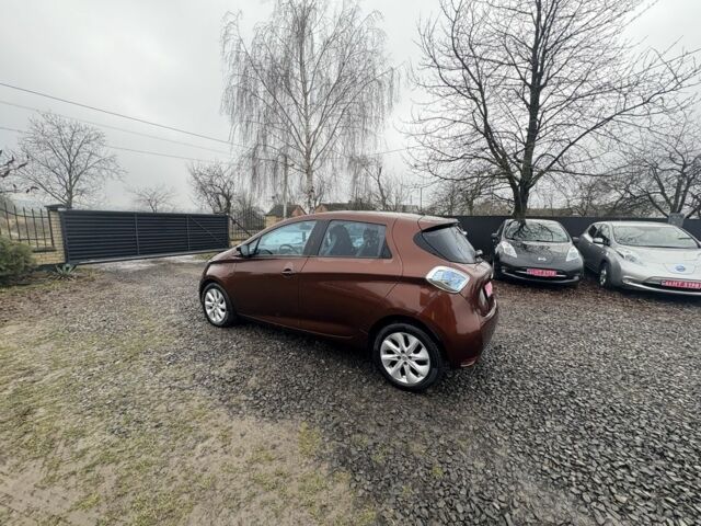 Коричневый Рено Зое, объемом двигателя 0 л и пробегом 129 тыс. км за 6200 $, фото 17 на Automoto.ua