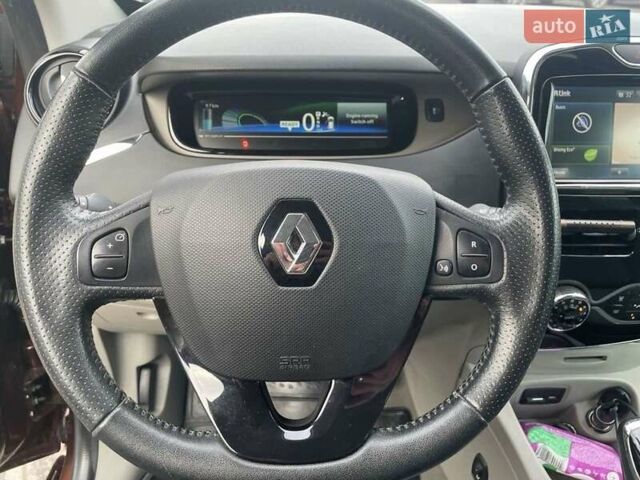 Коричневий Рено Зое, об'ємом двигуна 0 л та пробігом 71 тис. км за 8900 $, фото 7 на Automoto.ua