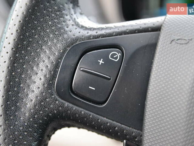 Коричневий Рено Зое, об'ємом двигуна 0 л та пробігом 143 тис. км за 6700 $, фото 29 на Automoto.ua