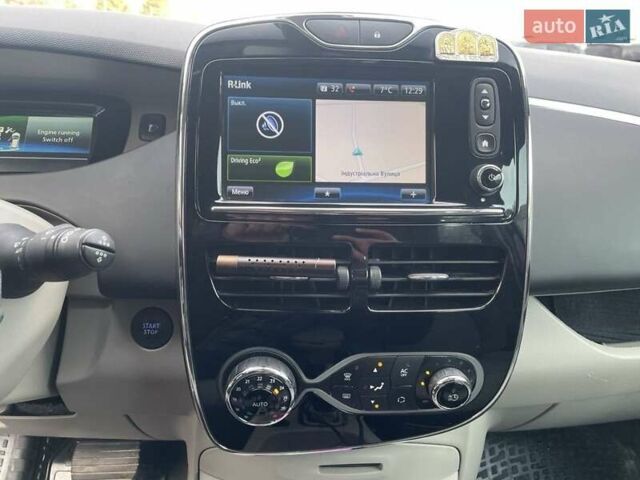 Коричневий Рено Зое, об'ємом двигуна 0 л та пробігом 71 тис. км за 8900 $, фото 4 на Automoto.ua