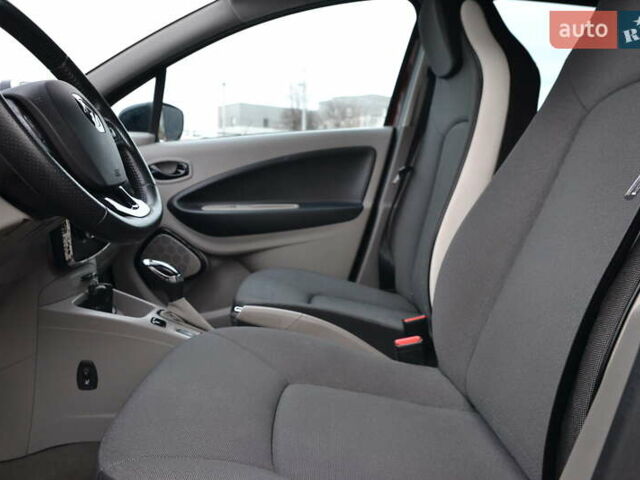 Коричневий Рено Зое, об'ємом двигуна 0 л та пробігом 143 тис. км за 6700 $, фото 16 на Automoto.ua