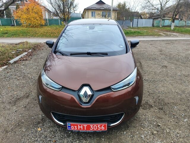 Коричневый Рено Зое, объемом двигателя 0 л и пробегом 52 тыс. км за 7500 $, фото 2 на Automoto.ua